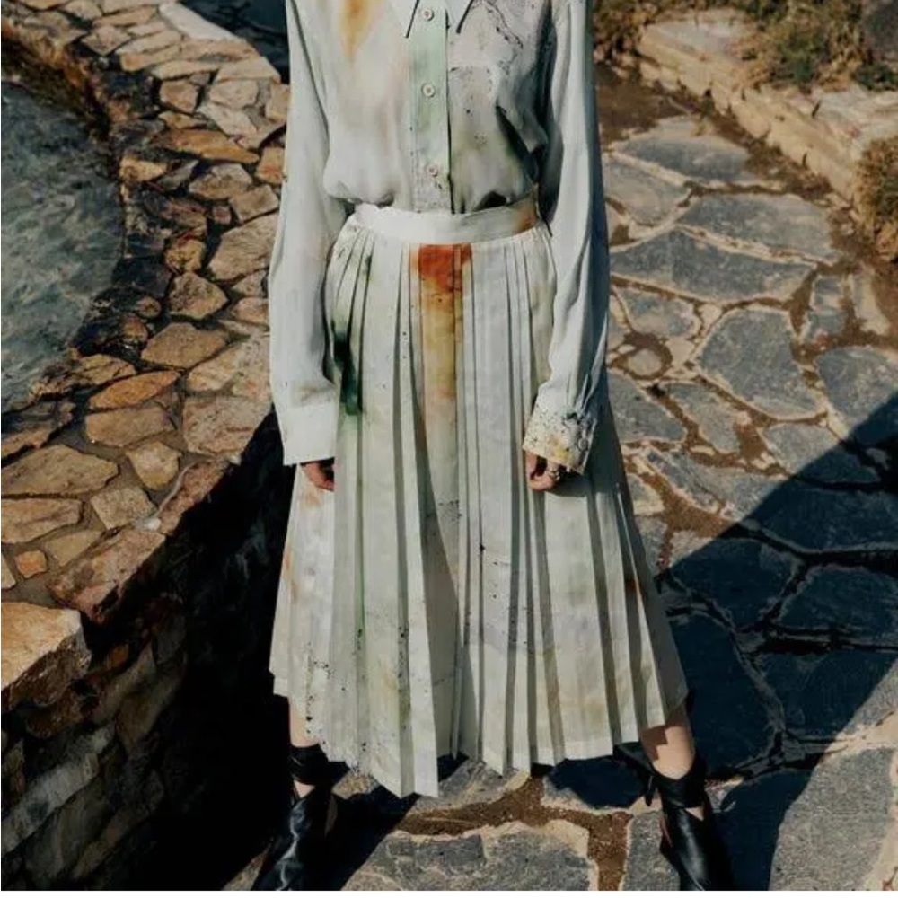 Gorgeous Low Classic pleated midi skirt